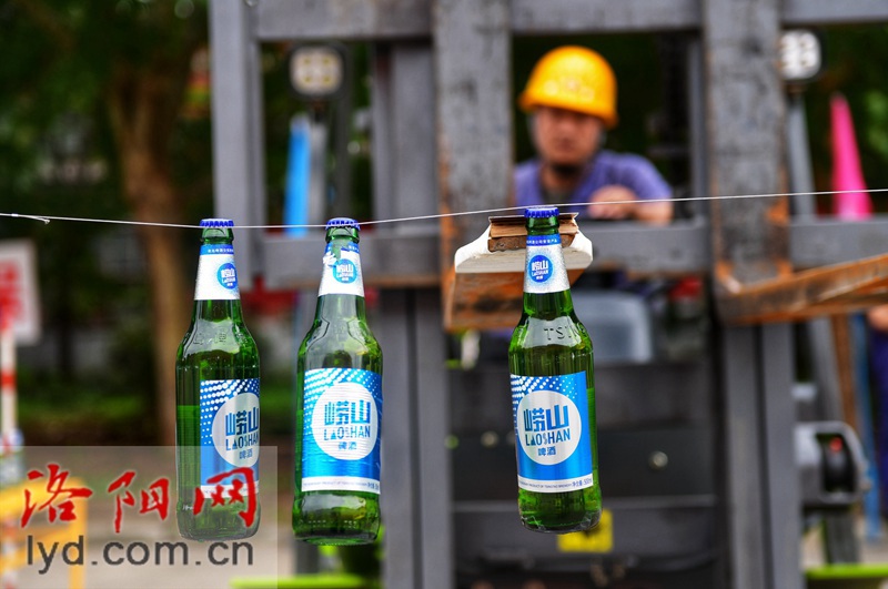 企業(yè)搭“擂臺(tái)” 工人來“比武”【組圖】